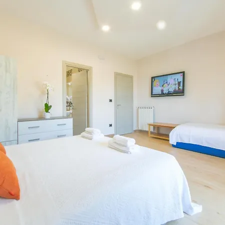 Perla Stabia كاستيلاّماري دي ستا