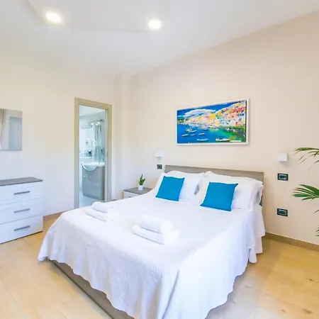 Perla Stabia فندق مبيت وإفطار كاستيلاّماري دي ستا