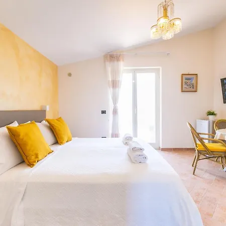 Perla Stabia Bed & Breakfast