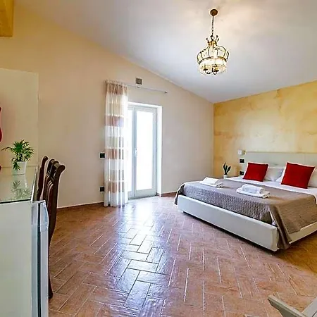 Perla Stabia 4*